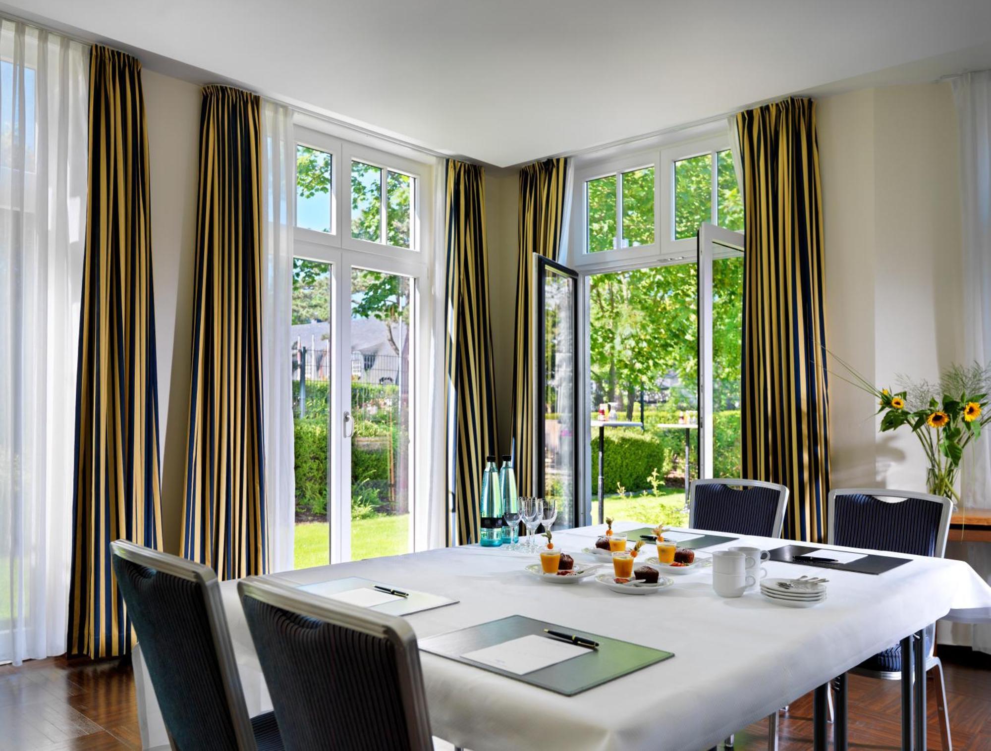 Landhaus Carstens Тиммендорфер-Штранд Экстерьер фото
